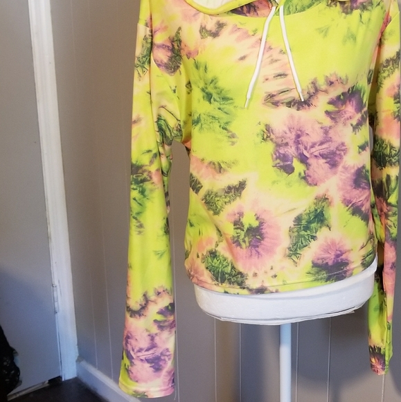 Neon colored cropped hoodie - Picture 4 of 4
